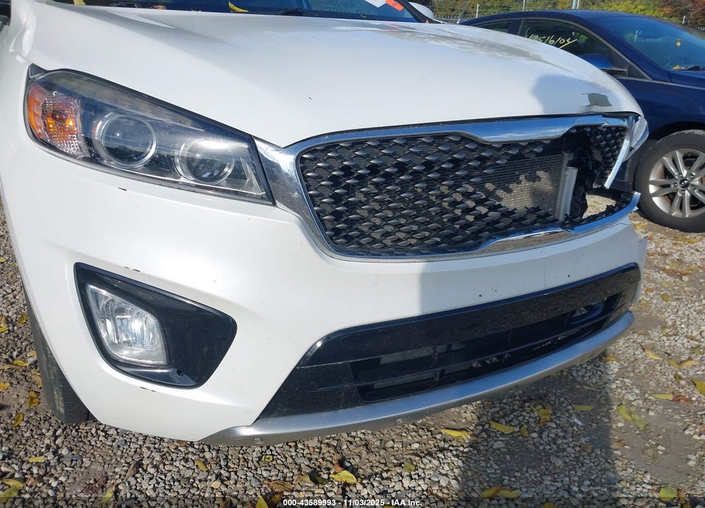 2016 KIA SORENTO 3.3L SX VIN: 5XYPK4A57GG112535