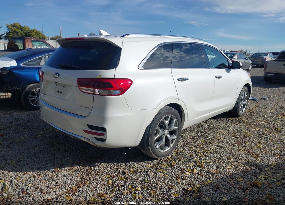 2016 KIA SORENTO 3.3L SX VIN: 5XYPK4A57GG112535