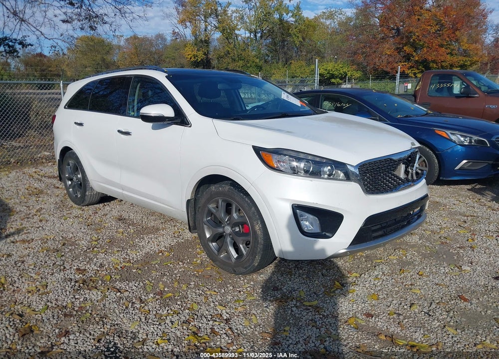 2016 KIA SORENTO 3.3L SX VIN: 5XYPK4A57GG112535