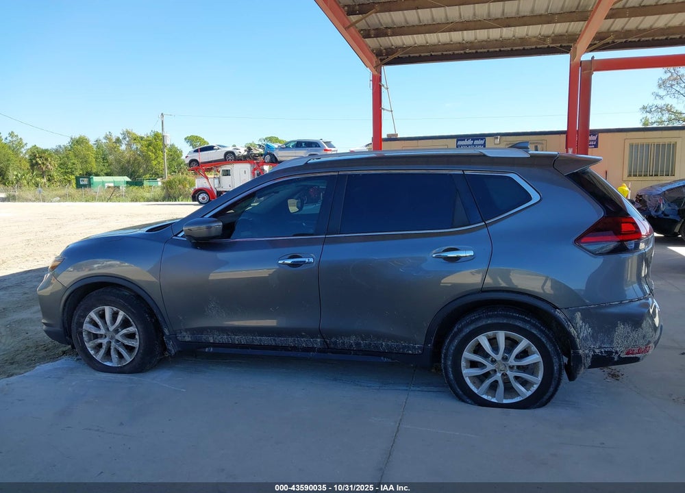 2019 NISSAN ROGUE S VIN: 5N1AT2MT8KC730215