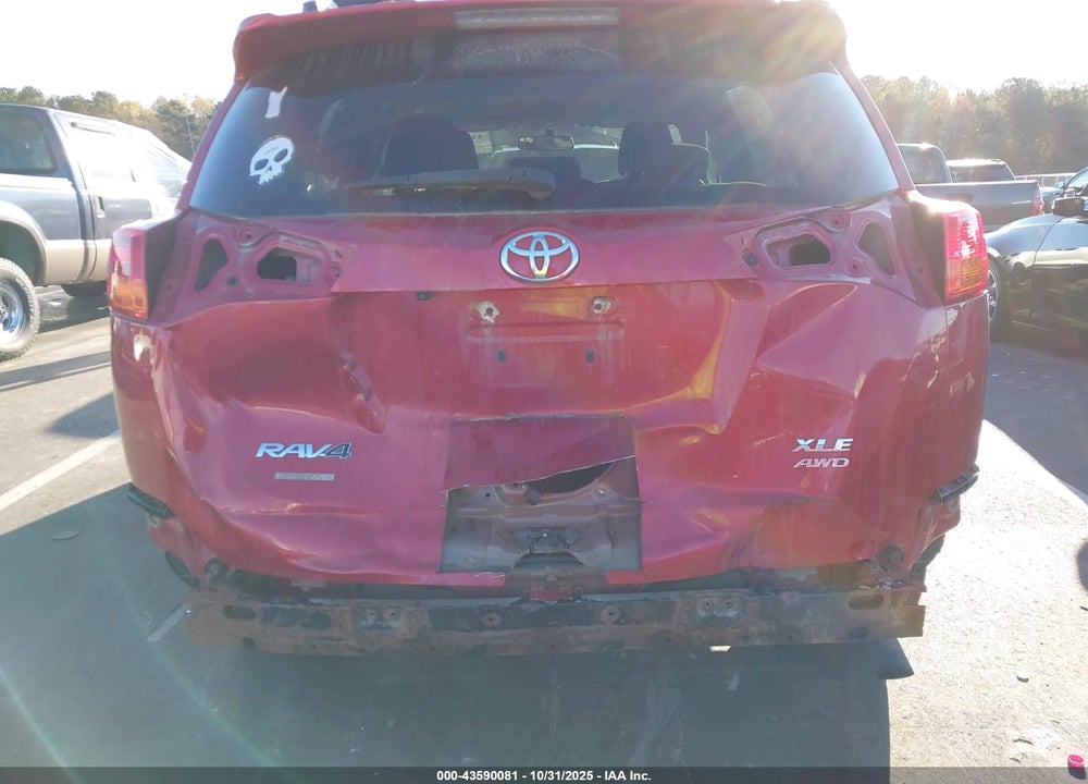 2014 TOYOTA RAV4 XLE VIN: 2T3RFREV9EW140632