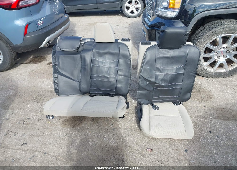 2018 FORD ESCAPE SE VIN: 1FMCU9GD5JUB83867