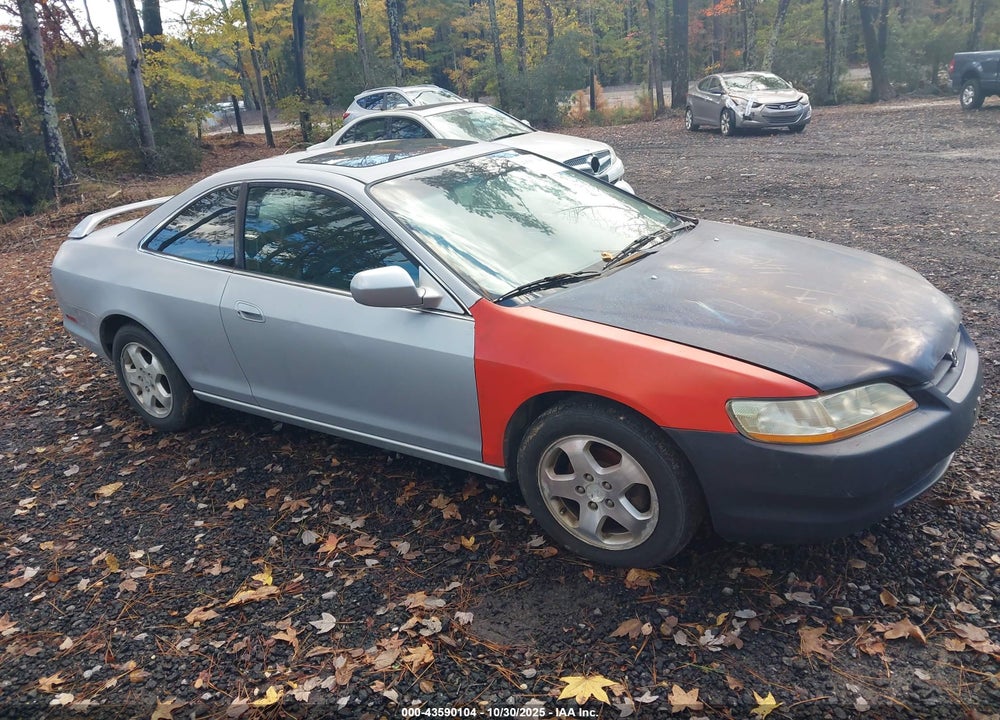 2000 HONDA ACCORD 3.0 EX VIN: 1HGCG2252YA043453