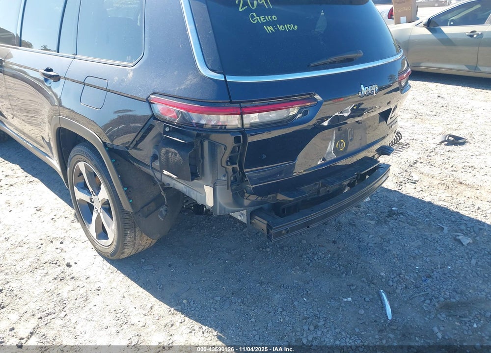 2023 JEEP GRAND CHEROKEE L LIMITED 4X2 VIN: 1C4RJJBG7P8835982