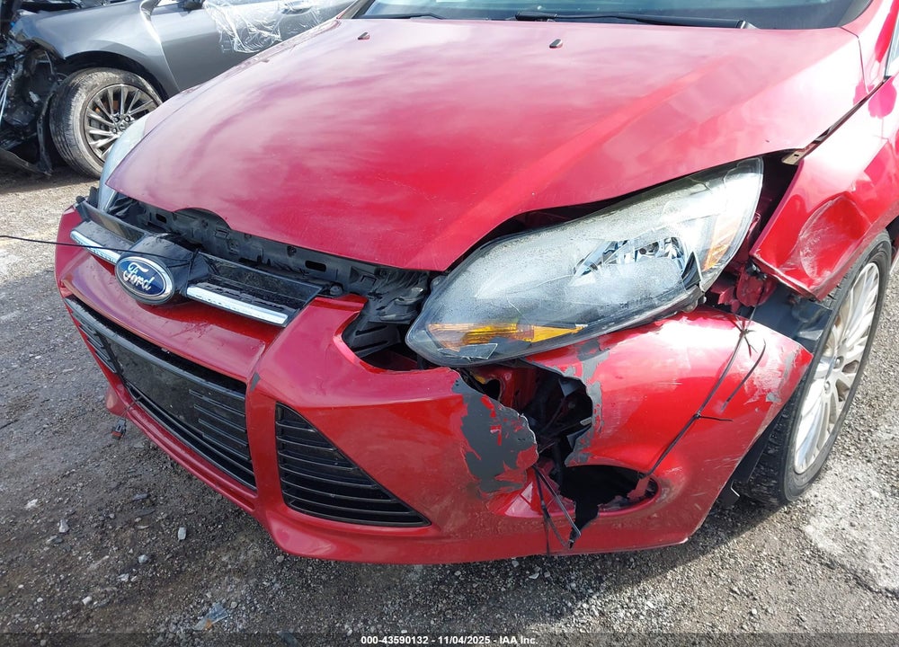 2012 FORD FOCUS TITANIUM VIN: 1FAHP3J20CL474930
