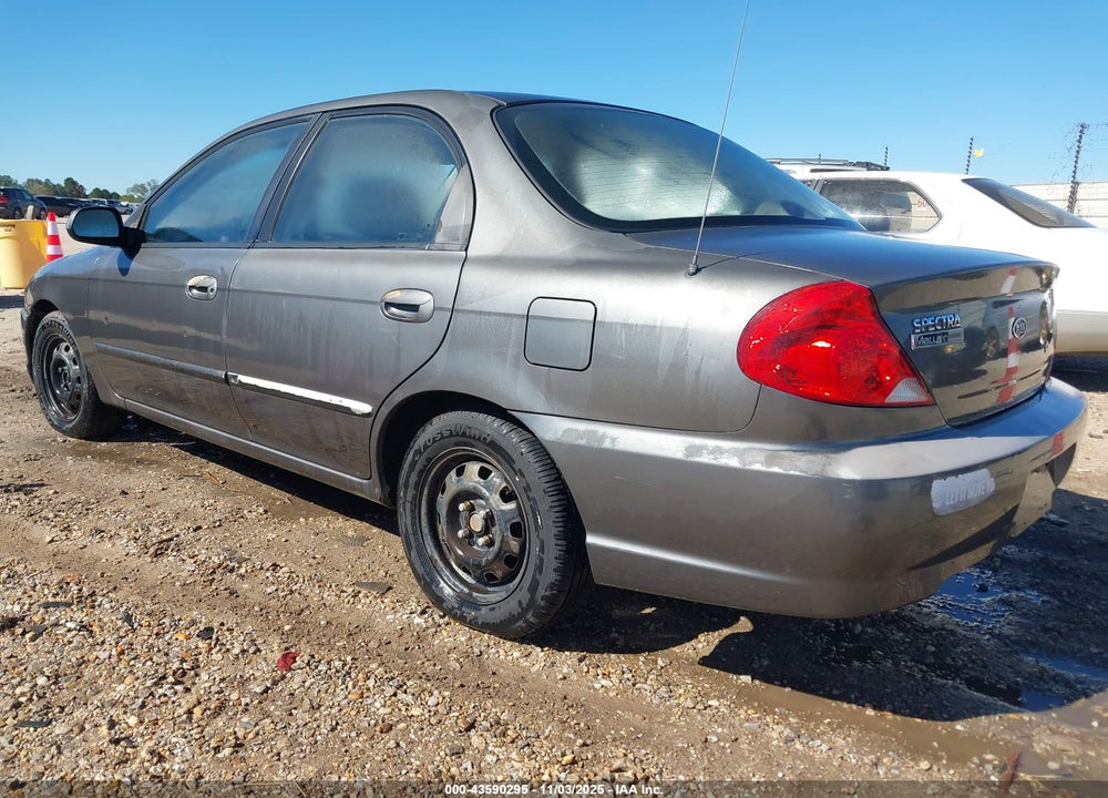 2002 KIA SPECTRA LS VIN: KNAFB121725190687