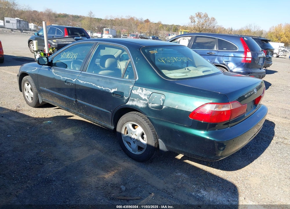 1999 HONDA ACCORD EX V6 VIN: 1HGCG1651XA021155