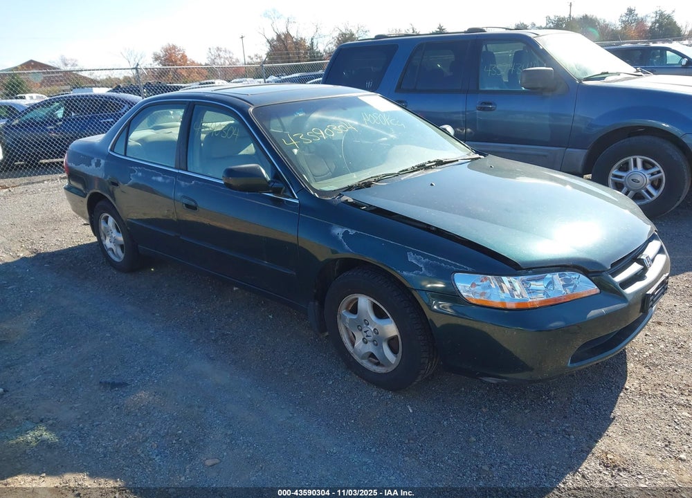 1999 HONDA ACCORD EX V6 VIN: 1HGCG1651XA021155