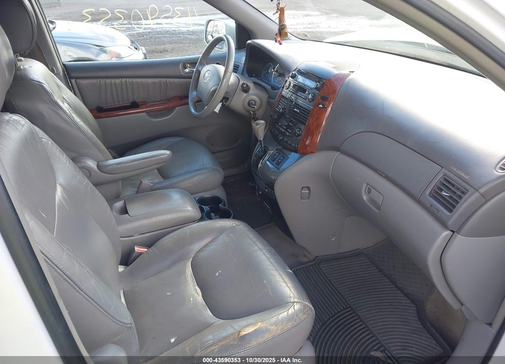 2004 TOYOTA SIENNA XLE VIN: 5TDZA22C04S205876