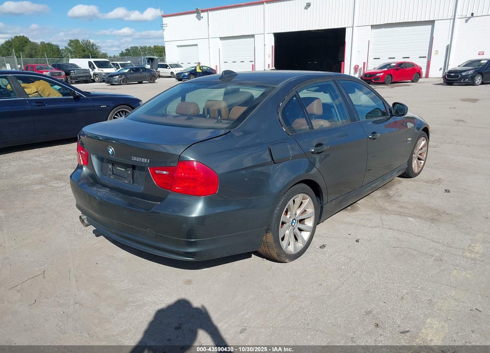 2011 BMW 3 SERIES VIN: WBAPK5C57BA657840