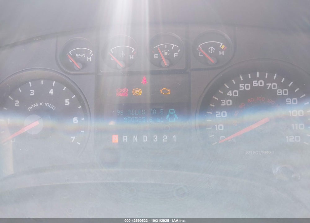 2010 FORD F-150 FX2 SPORT/STX/XL/XLT VIN: 1FTEX1C85AKE38270