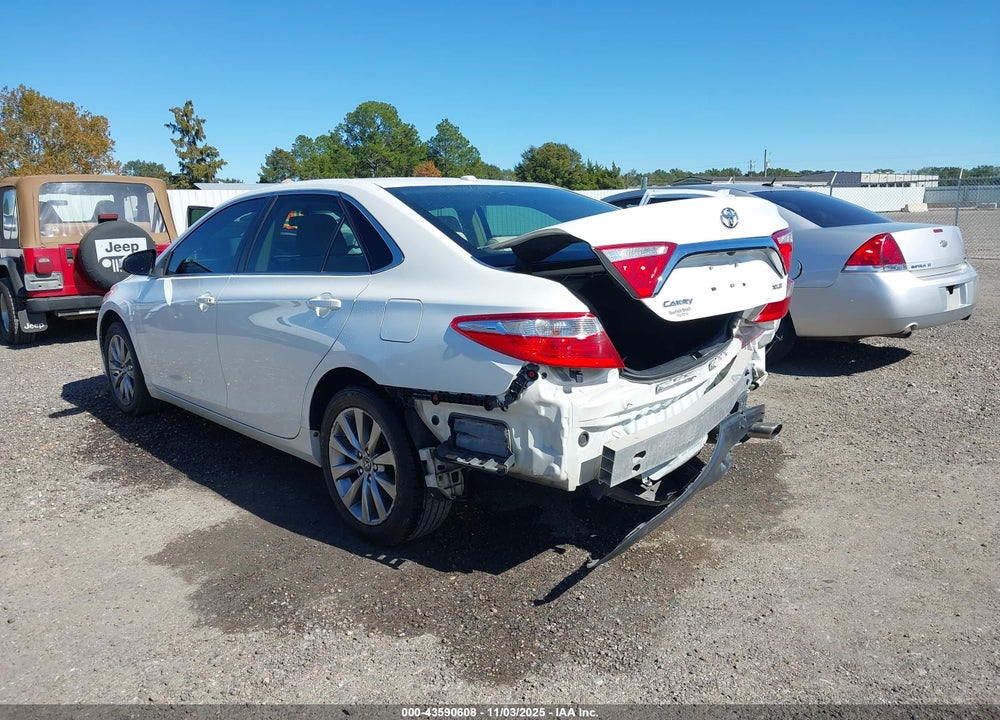 2017 TOYOTA CAMRY XLE VIN: 4T1BF1FK5HU443444