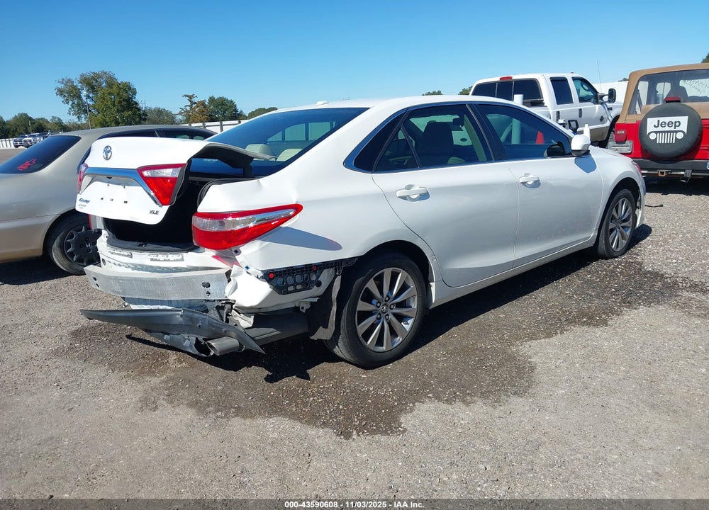 2017 TOYOTA CAMRY XLE VIN: 4T1BF1FK5HU443444