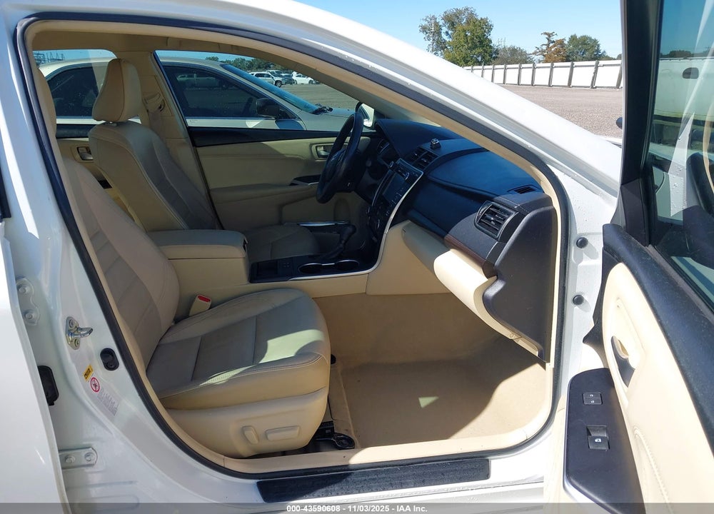 2017 TOYOTA CAMRY XLE VIN: 4T1BF1FK5HU443444