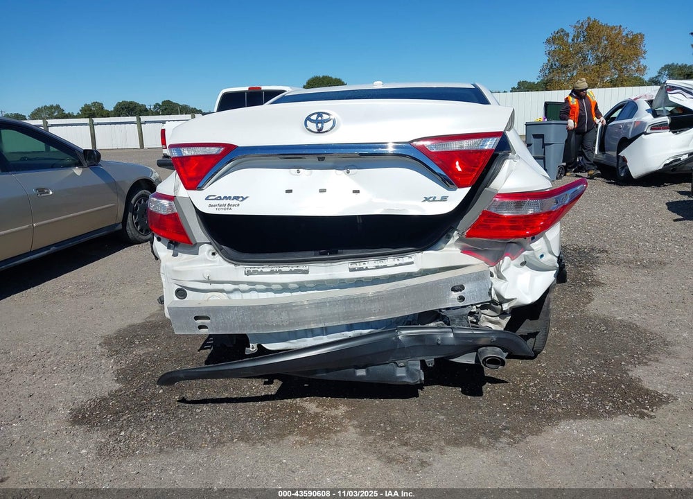 2017 TOYOTA CAMRY XLE VIN: 4T1BF1FK5HU443444