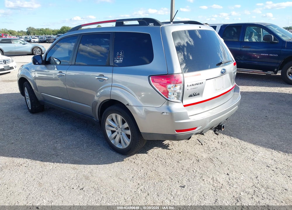 2011 SUBARU FORESTER 2.5X LIMITED VIN: JF2SHAEC2BH705043