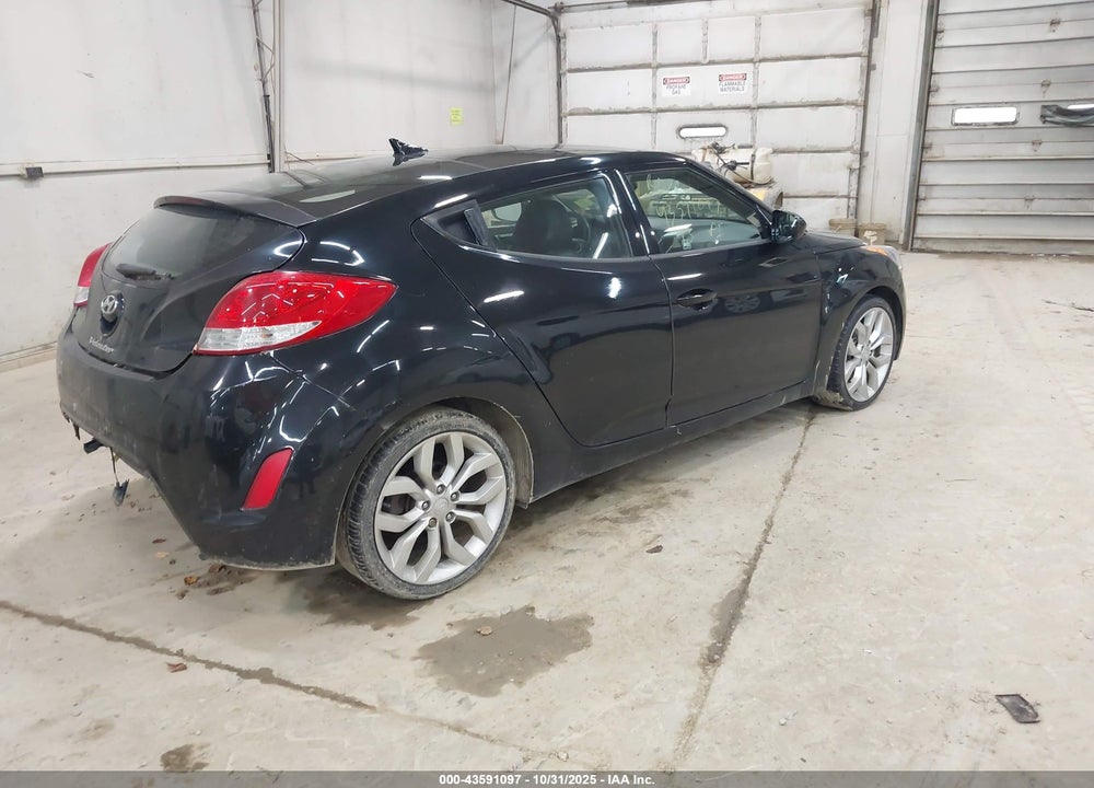 2013 HYUNDAI VELOSTER VIN: KMHTC6AD6DU094548