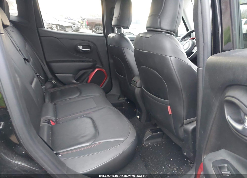 2015 JEEP RENEGADE TRAILHAWK VIN: ZACCJBCT2FPC06080