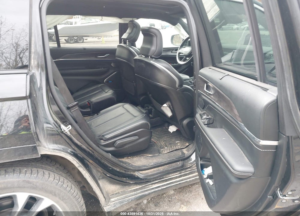 2021 JEEP GRAND CHEROKEE L OVERLAND 4X4 VIN: 1C4RJKDG2M8173209