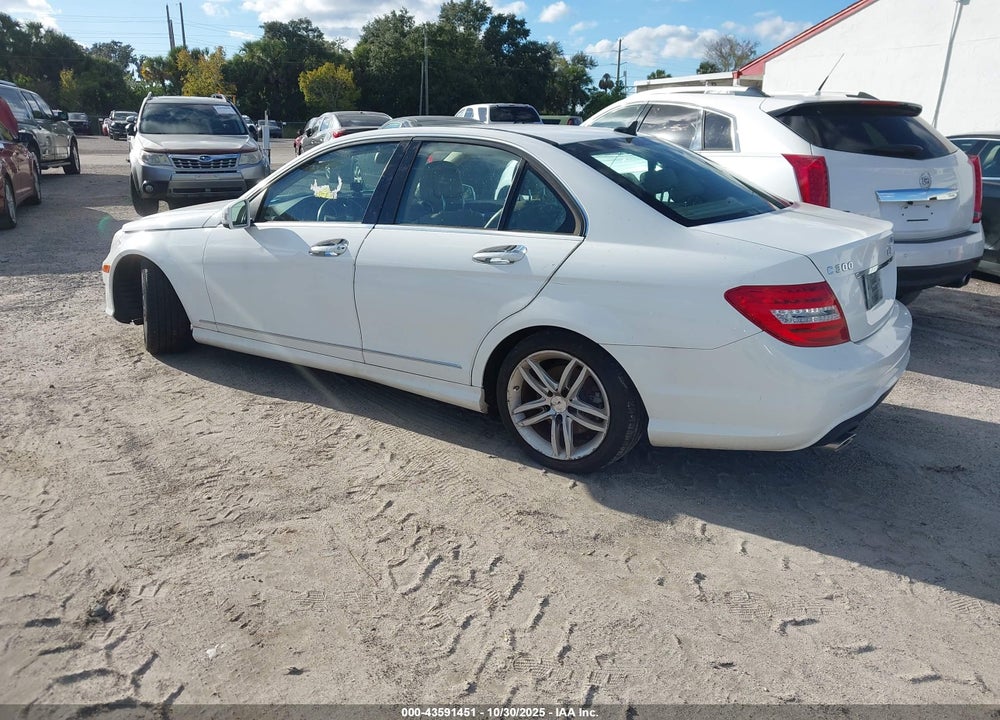 2013 MERCEDES-BENZ C 300 SPORT 4MATIC VIN: WDDGF8ABXDR276012