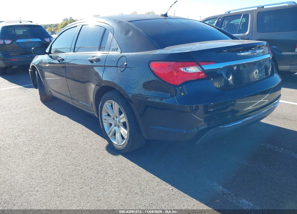 2013 CHRYSLER 200 VIN: 1C3CCBBB8DN512620