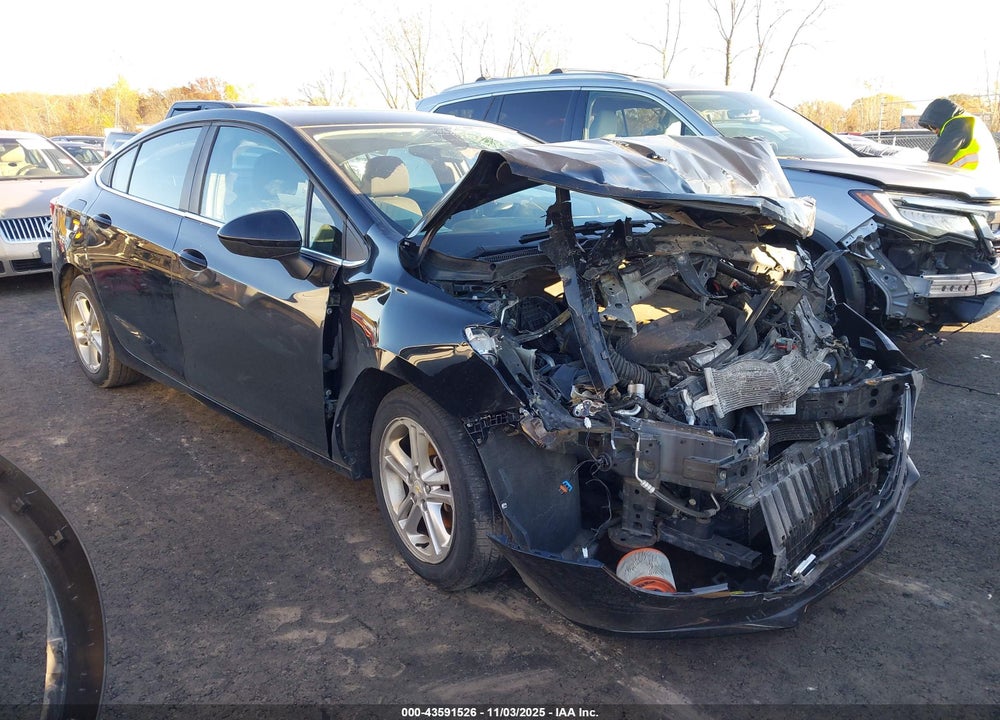 2017 CHEVROLET CRUZE LT AUTO VIN: 1G1BE5SM5H7140242