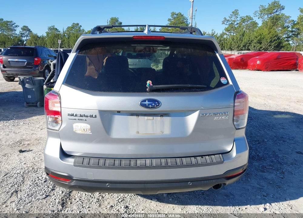 2017 SUBARU FORESTER 2.5I TOURING VIN: JF2SJAWC0HH524910