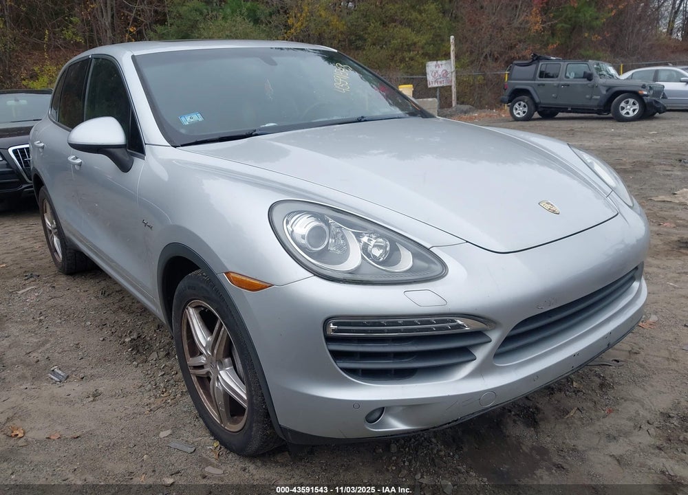 2012 PORSCHE CAYENNE HYBRID S VIN: WP1AE2A2XCLA90082