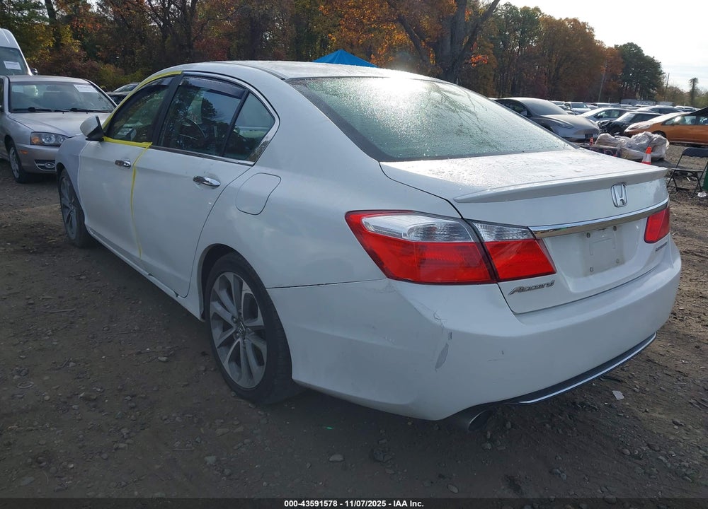 2013 HONDA ACCORD VIN: 1HGCR2F5XDA215310