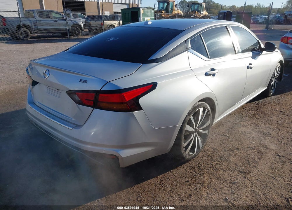 2022 NISSAN ALTIMA SR FWD VIN: 1N4BL4CV1NN407050