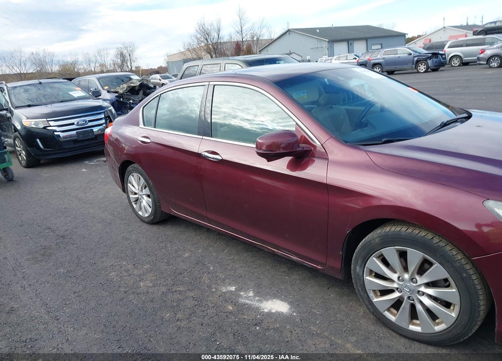 2013 HONDA ACCORD EX-L V-6 VIN: 1HGCR3F85DA019324