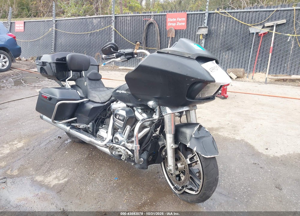 2018 HARLEY-DAVIDSON FLTRX ROAD GLIDE VIN: 1HD1KHC17JB640891