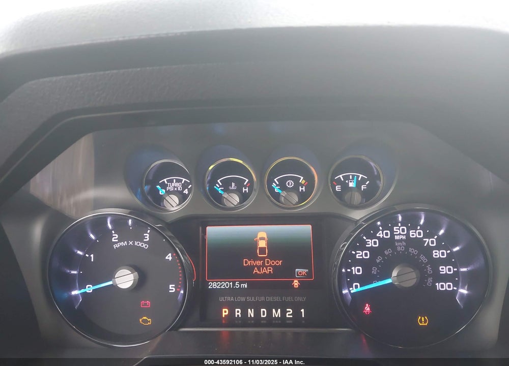 2015 FORD F-350 LARIAT VIN: 1FT8W3BT4FEB11186