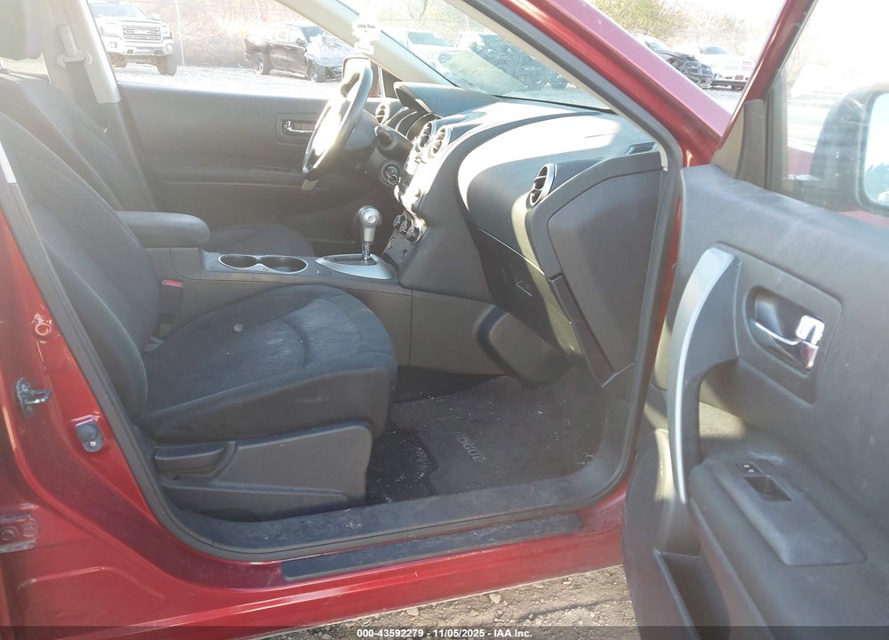 2015 NISSAN ROGUE SELECT S VIN: JN8AS5MV9FW755515
