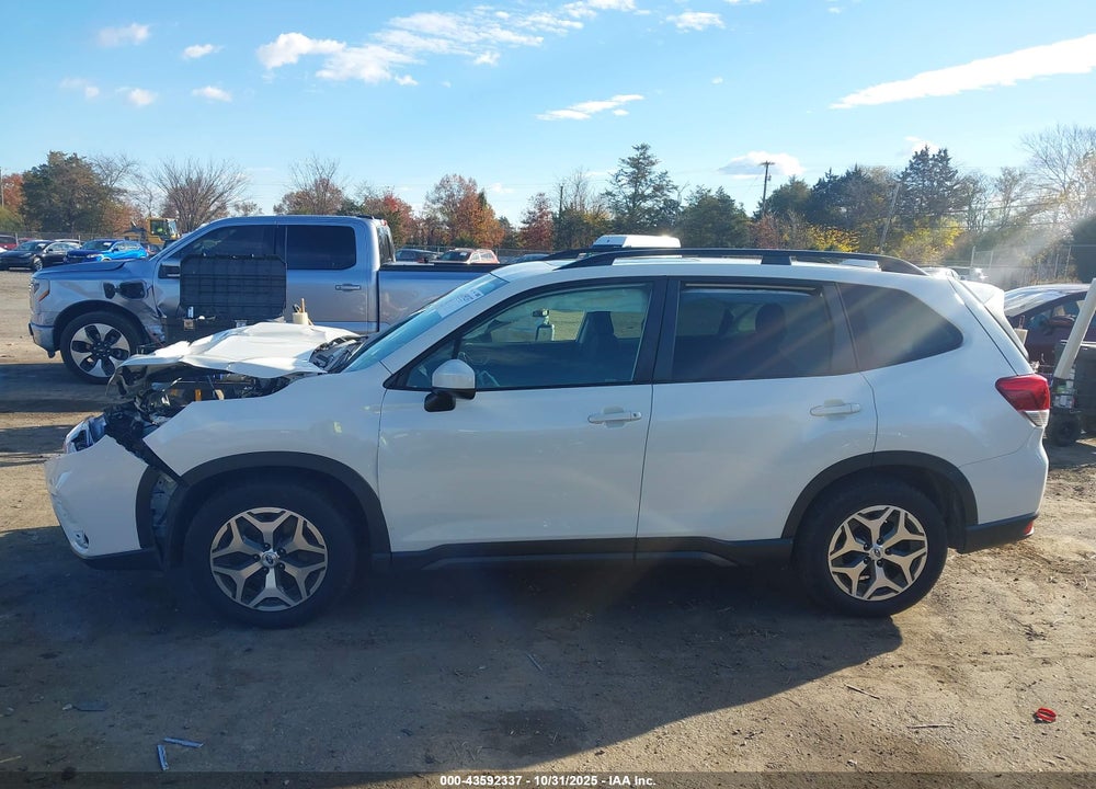 2021 SUBARU FORESTER PREMIUM VIN: JF2SKAJC9MH461305