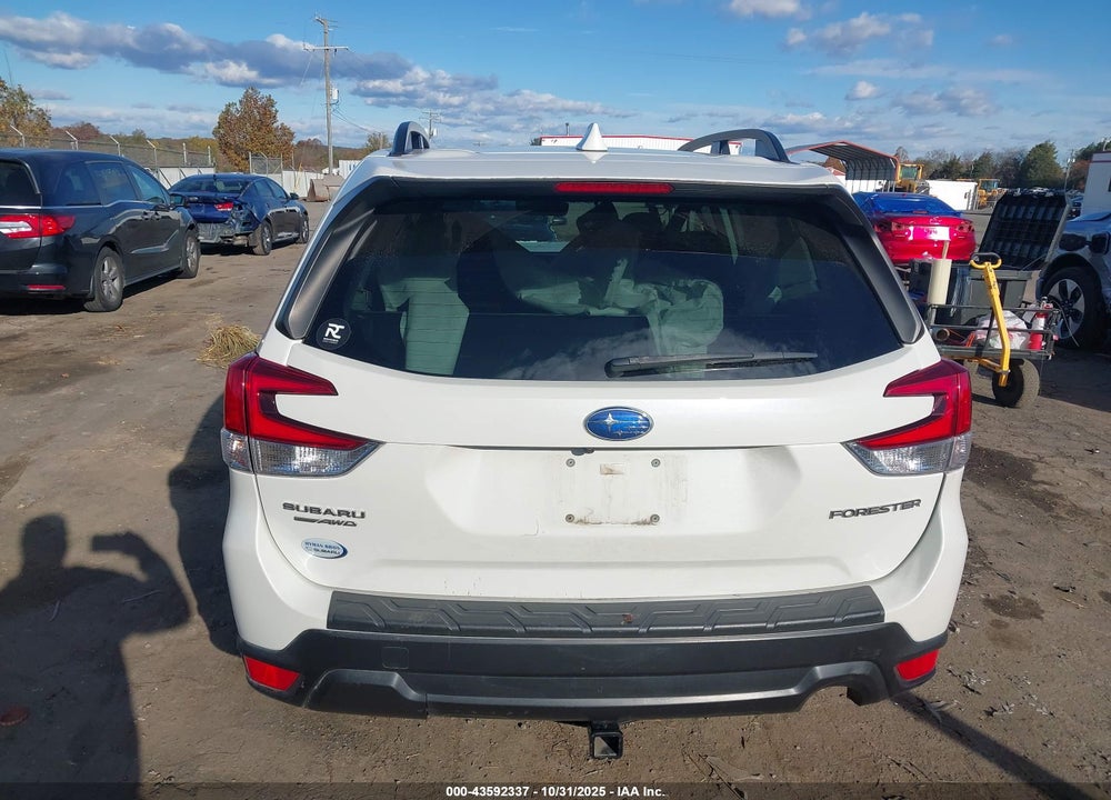 2021 SUBARU FORESTER PREMIUM VIN: JF2SKAJC9MH461305