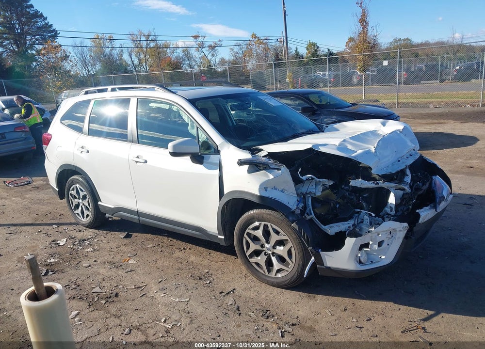 2021 SUBARU FORESTER PREMIUM VIN: JF2SKAJC9MH461305