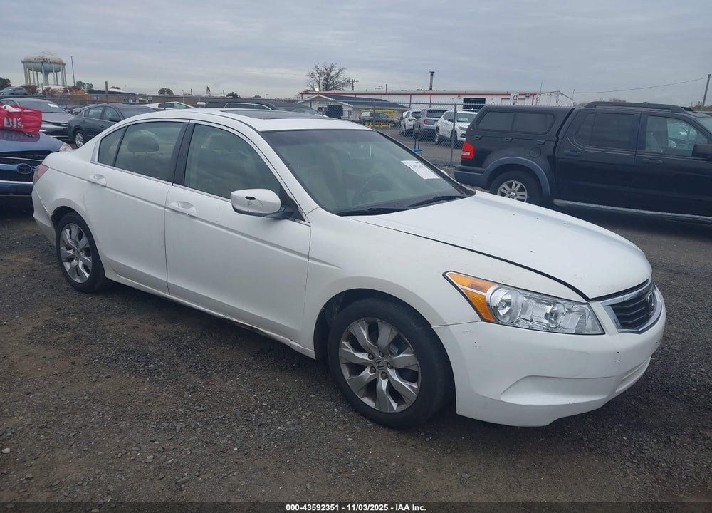 2008 HONDA ACCORD VIN: JHMCP26878C056690