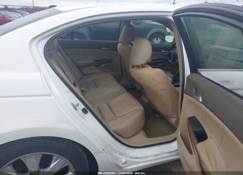 2008 HONDA ACCORD VIN: JHMCP26878C056690
