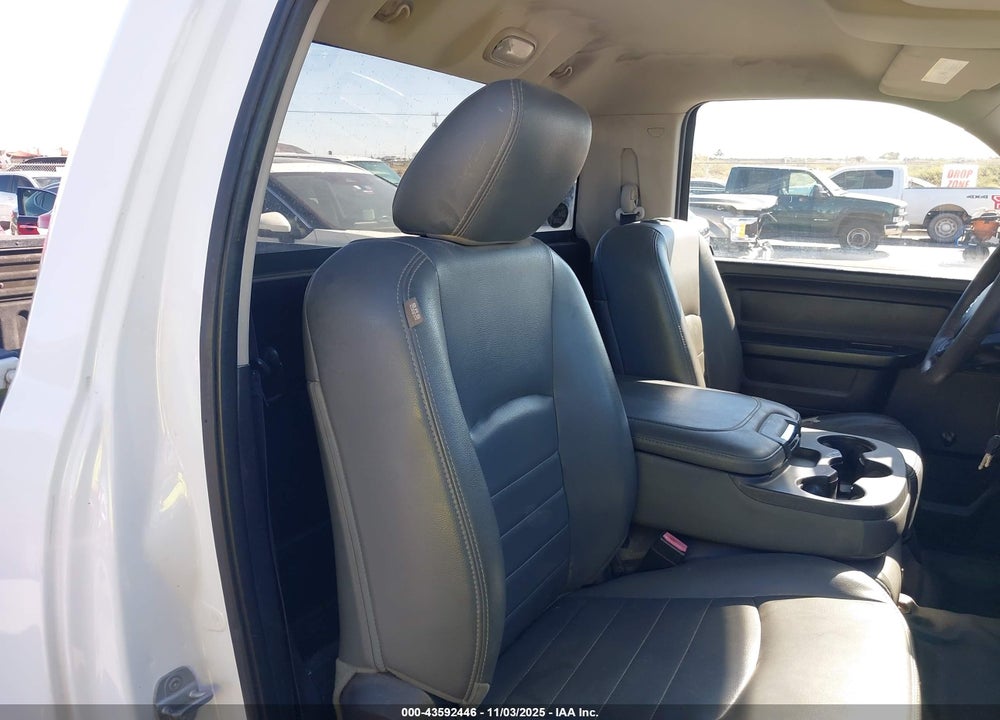 2014 RAM 1500 TRADESMAN VIN: 3C6JR6AG9EG102738