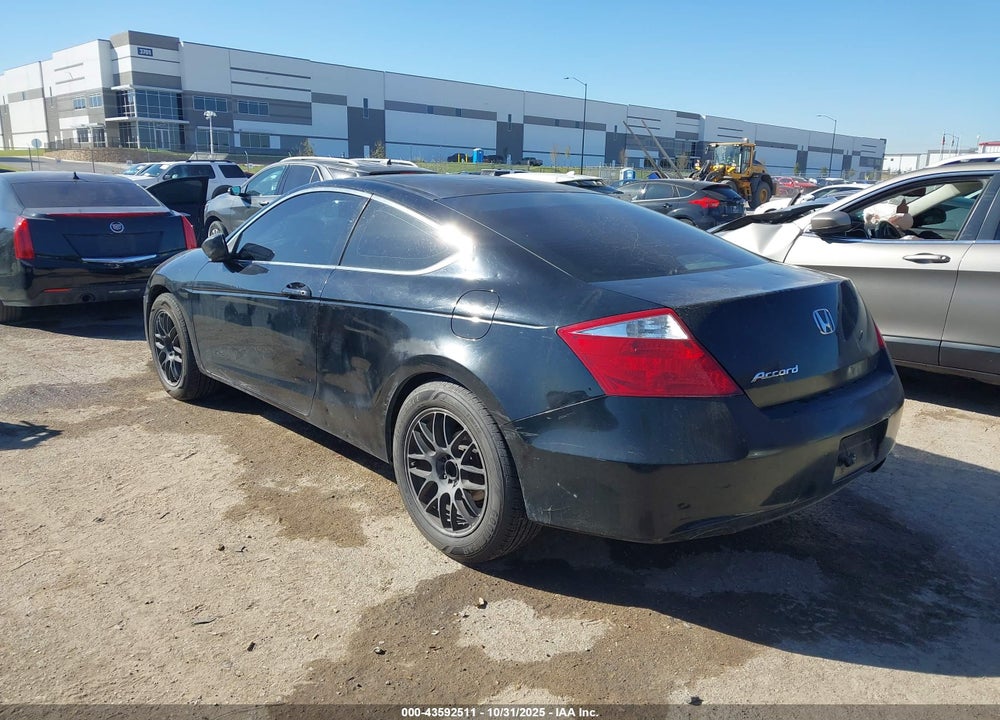 2010 HONDA ACCORD 2.4 EX VIN: 1HGCS1B72AA015703