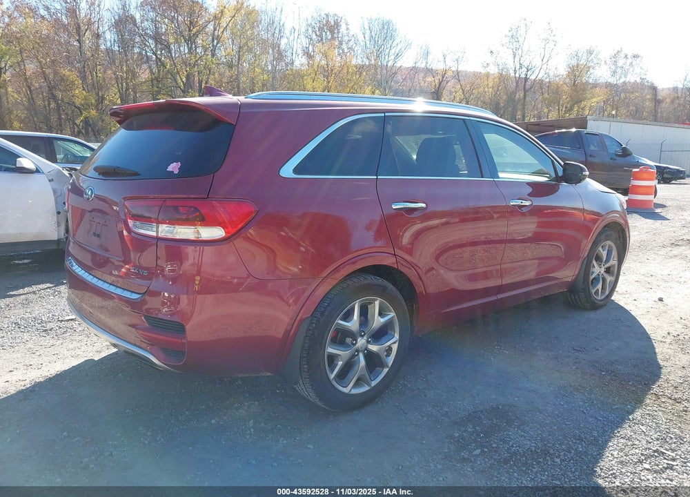 2016 KIA SORENTO 3.3L SX VIN: 5XYPK4A59GG041869