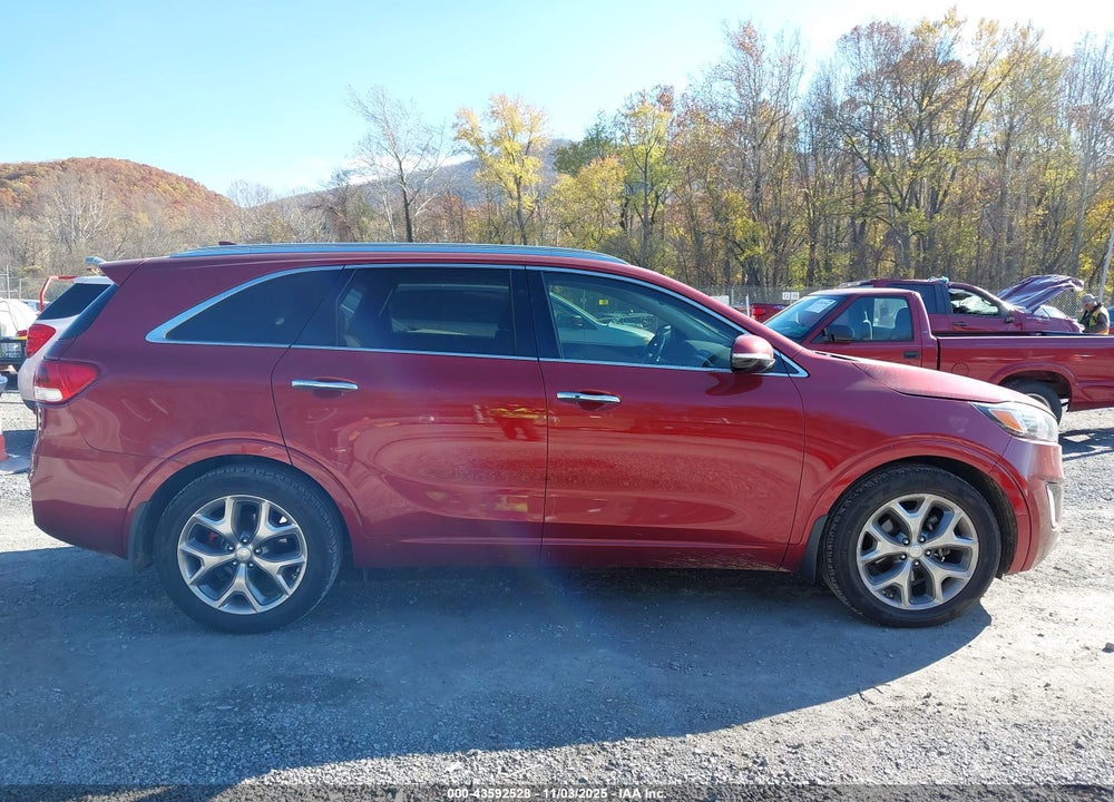 2016 KIA SORENTO 3.3L SX VIN: 5XYPK4A59GG041869