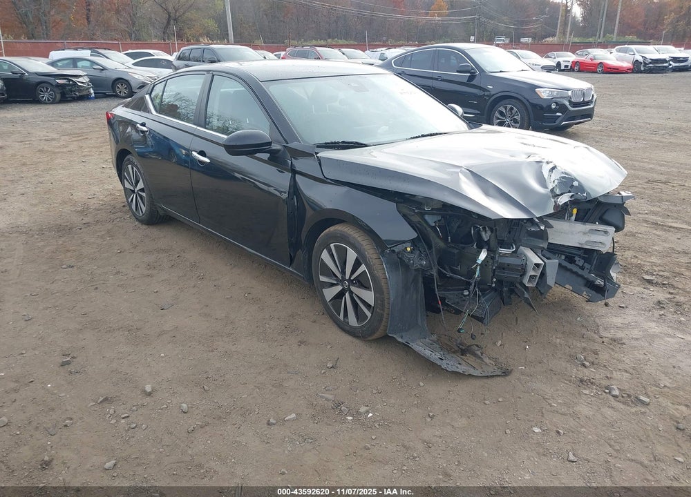 2022 NISSAN ALTIMA SV FWD VIN: 1N4BL4DV8NN316422