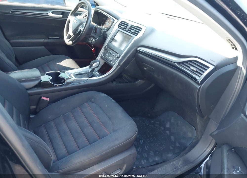 2016 FORD FUSION SE VIN: 3FA6P0H77GR258328