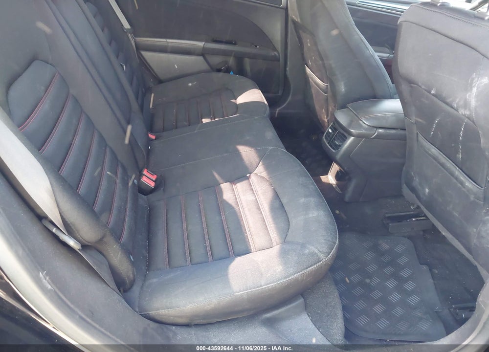 2016 FORD FUSION SE VIN: 3FA6P0H77GR258328