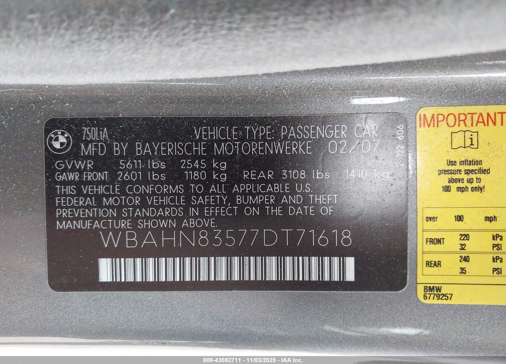 2007 BMW 7 SERIES VIN: WBAHN83577DT71618
