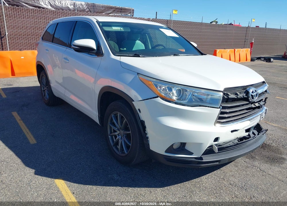 2016 TOYOTA HIGHLANDER LE PLUS V6 VIN: 5TDZKRFH6GS167389