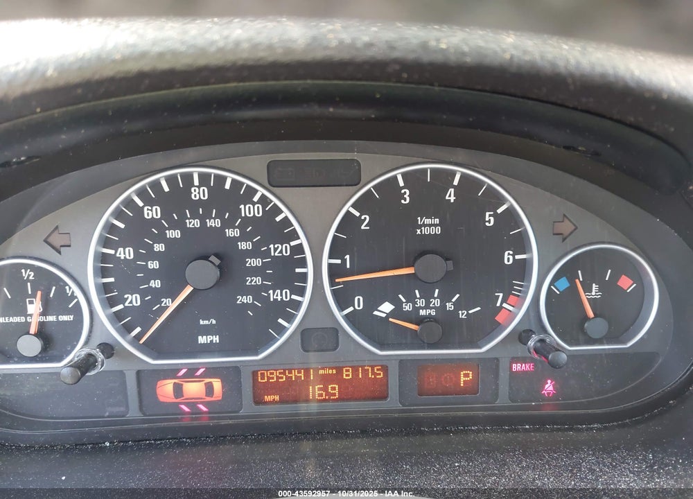2004 BMW 330I VIN: WBAEV53454KM33405