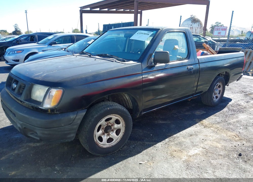 2000 NISSAN FRONTIER XE VIN: 1N6DD21S4YC388021